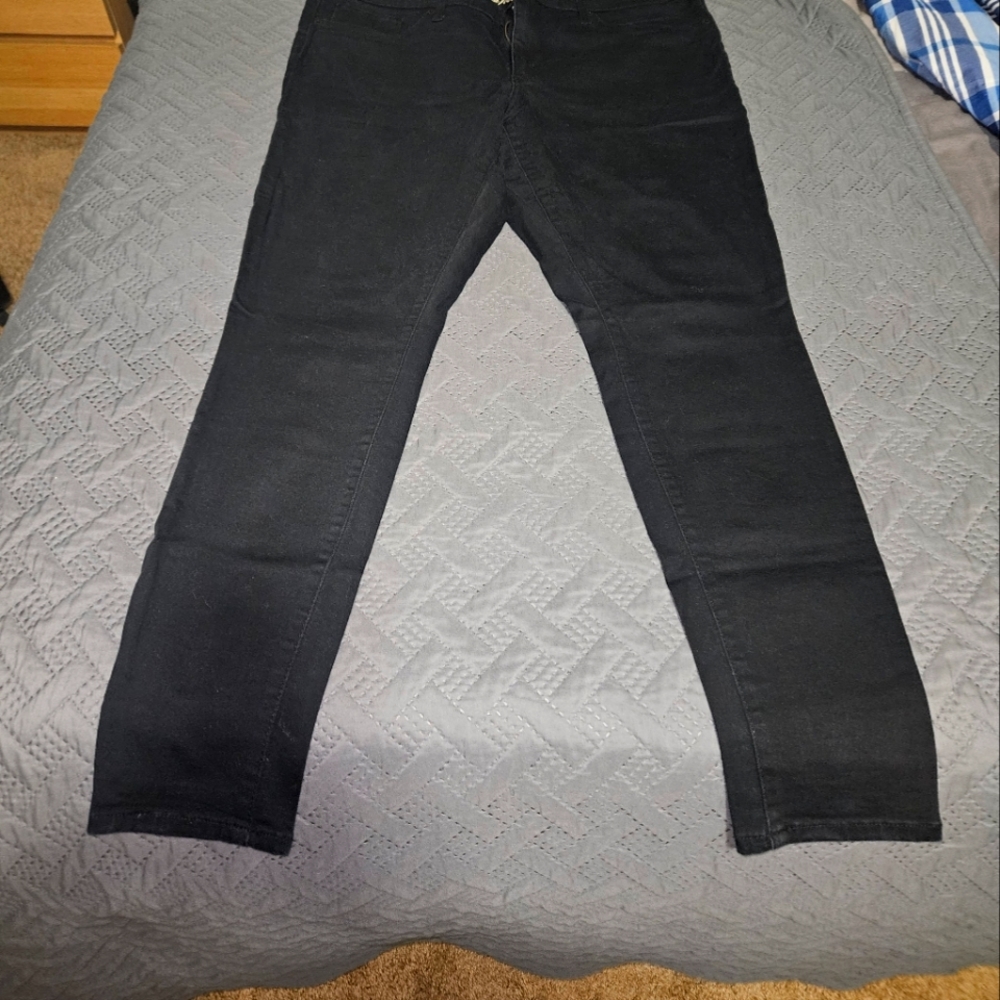 Universal thread black jeans